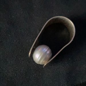 Unique freshwater pearl silver band rang